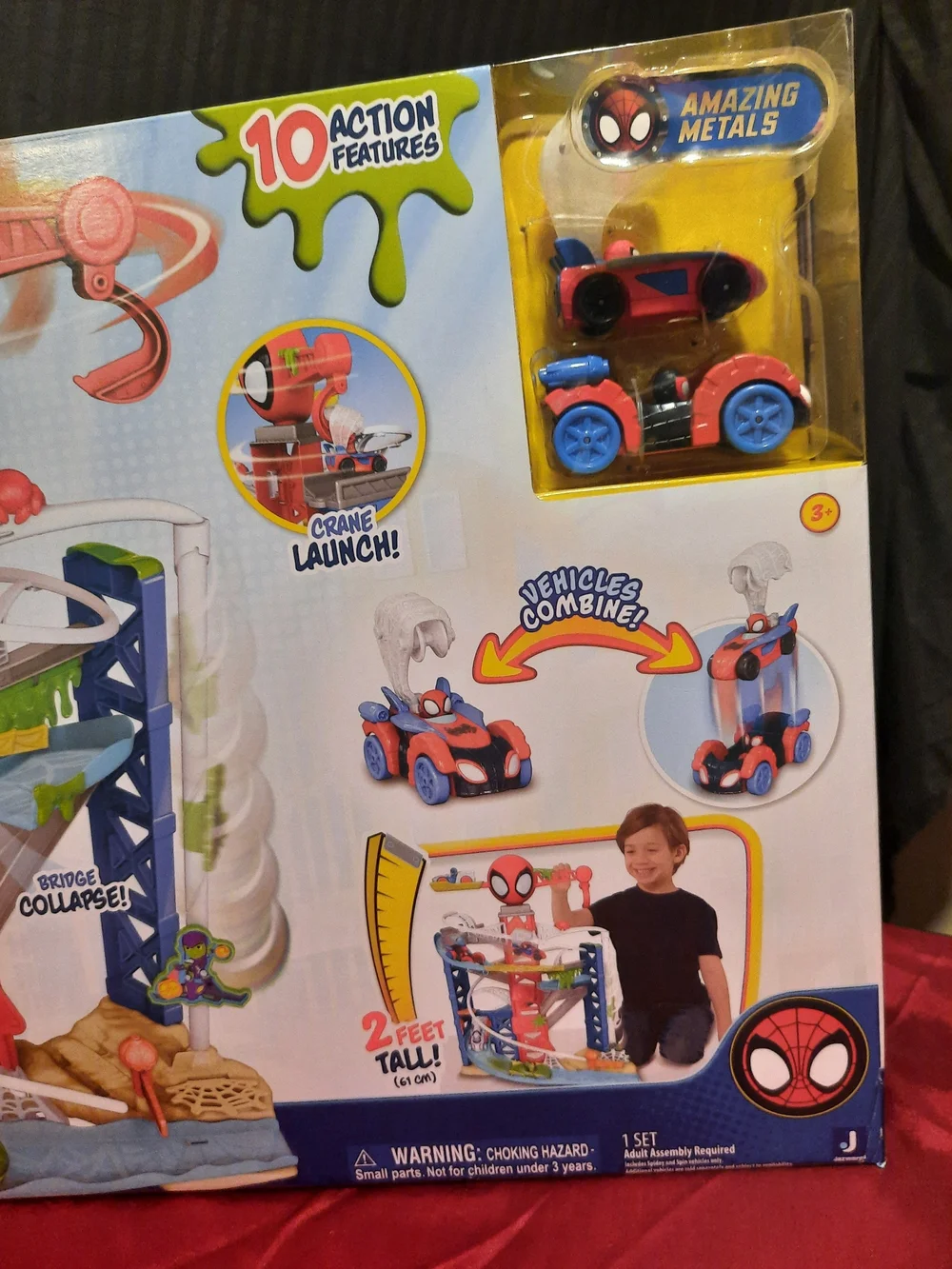 Disney Marvel Spidey Construction zone Chaos Track Set With Vehicles
